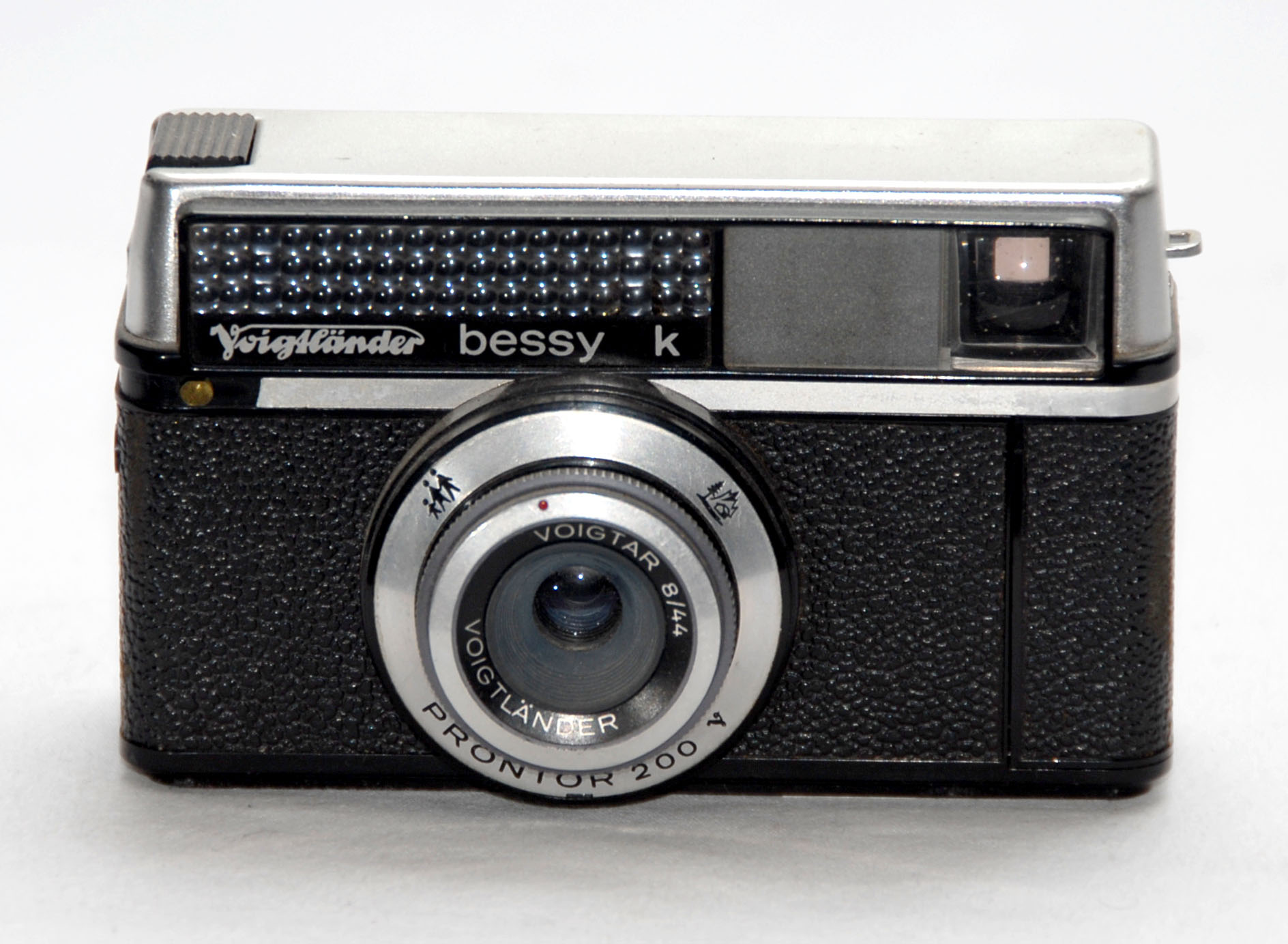 VOIGTLANDER BESSY K